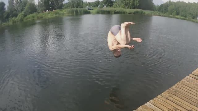 Озеро. Сальто от Коляна.