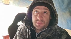 Пришли холода, продали поросенка, чистка в клетках.