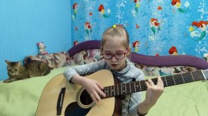 Урок 9 ч.1 Кино - Звезда по имени Солнце. На баррэ. 
Гитара с нуля