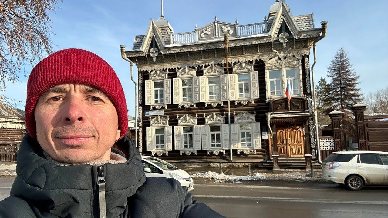 Winter in Sibirien: Irkutsk ist die Stadt der Kontraste wegen Holzhäusern | Leben in Russland