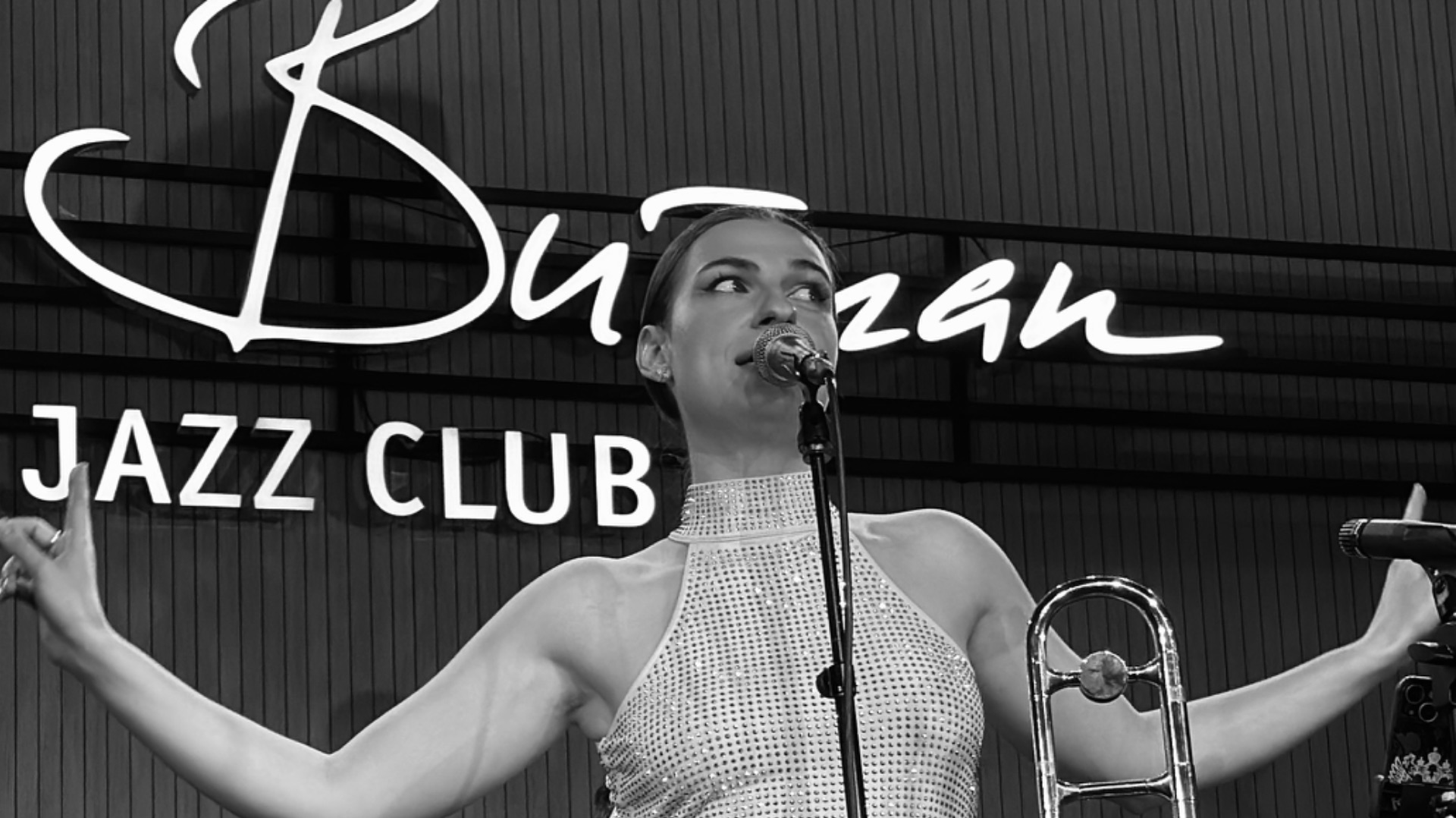 Выступление в джаз-клубе