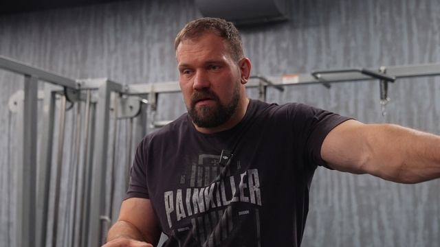 САМЫЙ СИЛЬНЫЙ ИЗ СТЕНДАПА! Силовые Ильи Раевского