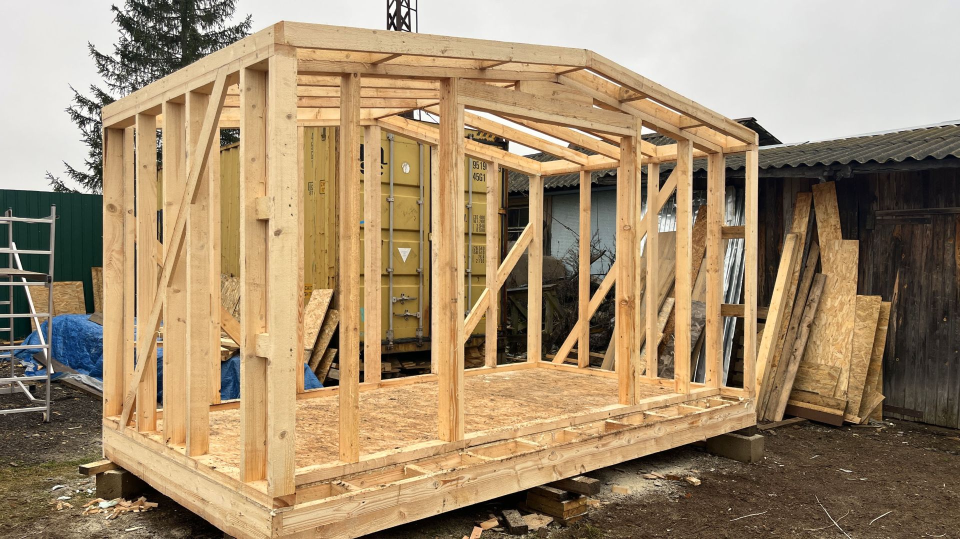 Построил БЮДЖЕТНЫЙ каркасный дом. Пошаговый процесс строительства. Вот что получилось.....