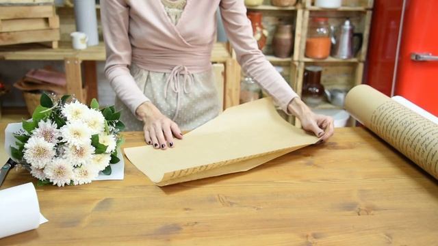 Упаковка трех хризантем. «Конверт»