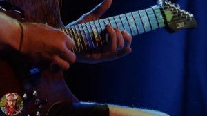 Вот и замерзли лужи