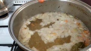 Суп с лапшой и картошкой на курином бульоне