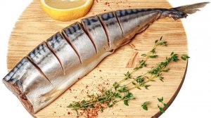 Как чистить скумбрию ОЧЕНЬ БЫСТРО!