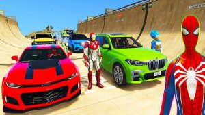 ЧЕЛОВЕК-ПАУК МЕГА-Блоки челлендж с прыжками на рампе! СУПЕРГЕРОИ в новой супер гонки с трюками