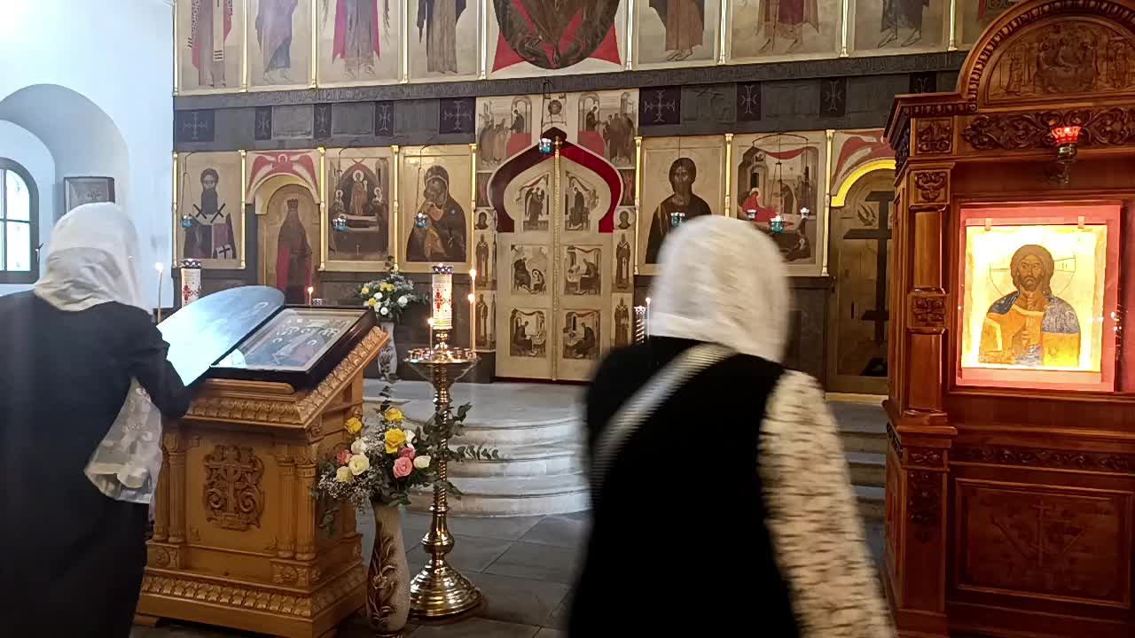 Неделя 26-я по Пятидесятнице. Попразднство Введения. Вмц. Екатерины. Прямая трансляция. смотреть онлайн