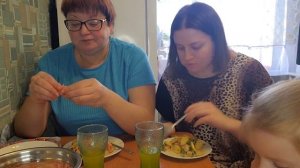 Мамочка приехала с деликатесами/ Креветки и Лангустины/ Мукбанг /