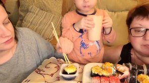 Мукбанг/ Роллы и суши/ Семейный стол/ Приятного просмотра ❤ ❤ ❤ ❤