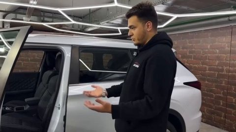 В наличии 🚘Mitsubishi Outlander IV