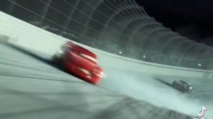 кому жалко молнию Маквин