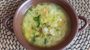 Суп вермишелевый с яичными хлопьями на говяжьем бульоне. Любимый с детства.