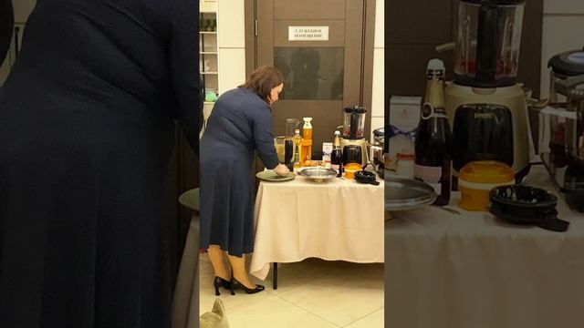 Новогодняя Презентация Zepter кафе "История", Саратов 07.12.2025