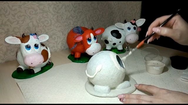Мастер Класс Копилка Корова из папье маше своими руками Часть 2.