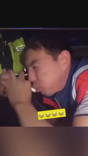 Вот это дунул😂