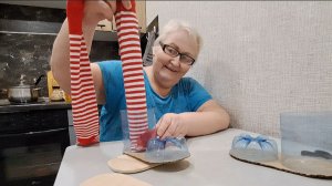 Приступила к изготовлению новогоднего гнома.