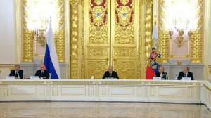 Путин поручил приступить к программе структурной перестройки экономики