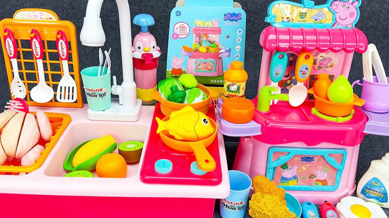 Мультики для детей. Кухонный игровой набор Свинки Пеппы. Смотреть онлайн мультики для малышей.