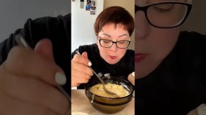 Осторожно! Вызывает аппетит🤭/Мукбанг: Доедаю рыбные щи с лучком и майонезиком #мукбанг#еда#вкусно#