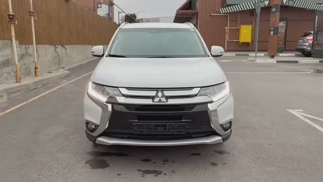 Mitsubishi Outlander 5667 - Вы можете купить в автосалоне АВРОРА Ростов-на-Дону Вавилова 71Д