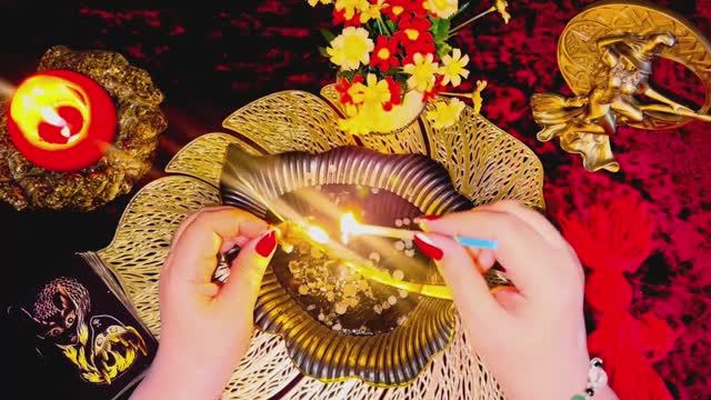 🔥ГАДАНИЕ НА СВЕЧЕ✨ШЁПОТ СВЕЧИ ДЛЯ ВАС 🔥💯НА ЧТО ОБРАТИТЬ ВНИМАНИЕ ❓🙏☝️