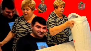 Обзор на "Уралочку лайф": 🎁 Когда подарки валятся, как из рога изобилия! 🎄✨#обзор