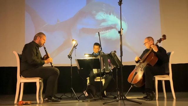 Трио «Ощущения» Trio Sensations Астор Пьяццолла Astor Piazzolla Танго "Акула" Tango Esqualo смотреть онлайн