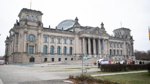 Униженная Европа: Мерц, Макрон и Стармер терпят рейтинговый удар