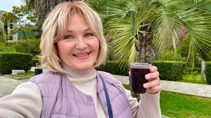 7 Декабря🌴Гагра Набережная .Приморский Парк. Вкусное вино 🍷 И хорошее настроение 😃🥰