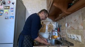 8.12.25.Готовим шею свинины в духовке. Ещё раз о медицине. Рыбачим. Анапа.