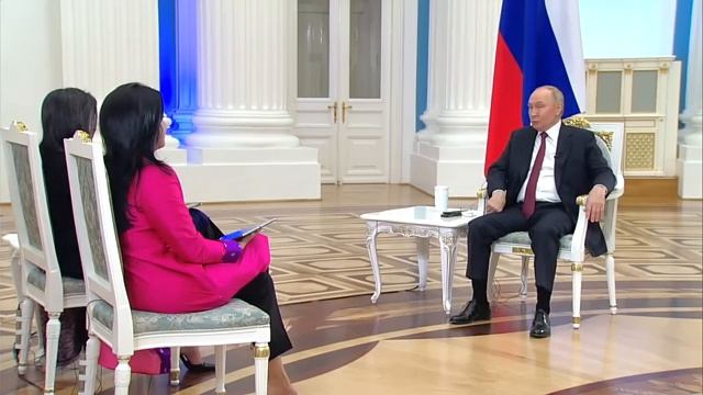 В преддверии государственного визита в Индию Владимир Путин ответил на вопросы телеведущих.