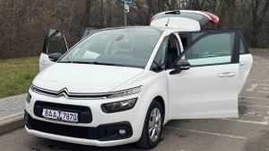 Семейный автомобиль для путешествий, 7 мест!