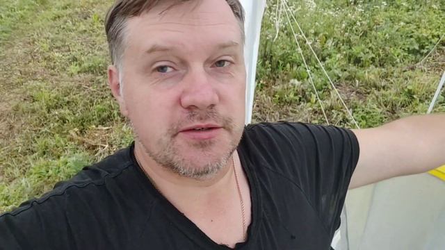 Жизнь в палатке на период постройки дачного домика...