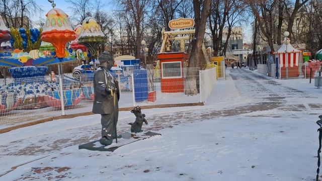 Морозный день в декабре! Пять белых медведей! Зима на цветном бульваре! Зимняя Тюмень! смотреть онлайн