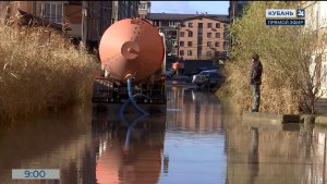 Циклон принес в Краснодарский край дожди и ветер