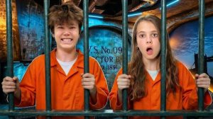 КАТЯ И МАКС СБЕЖАЛИ С ТЮРЬМЫ🤯