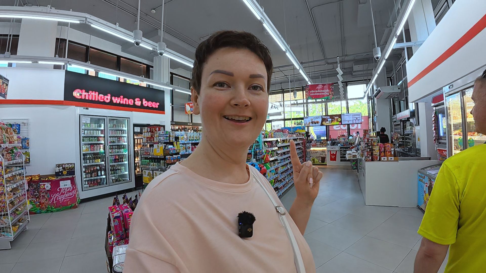 БАРСКИЕ замашки Вована! Идём в Дусит за ПЕЛЬМЕНЯМИ) ЦЕНЫ на вино в Топсе! Все туристы в Паттайе Влог