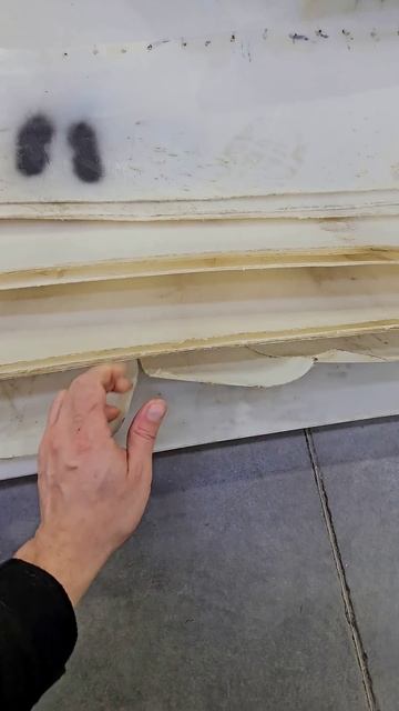 Аэролодка Берег 180 мч на одном комплекте чешуи по горной реке