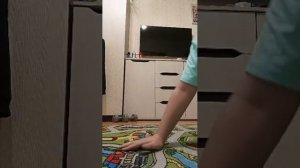 пробую разные вещи (еду)