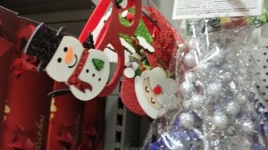 В магазинах как в новогодних музеях🎉