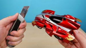 Что внутри машинки которая ездит по стенам и потолку? alex boyko