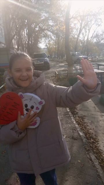 настало время и мне теперь дети дарят подарки на День матери....
семья дети счпстье бмор рек