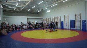 Вес 32 кг. Шестаков Иван (Кочубеевское)-Ломов Мирон (Армавир), 2016-2018 г.р.