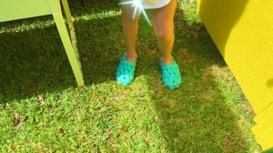 Настя помогает папе выбраться из Лабиринта