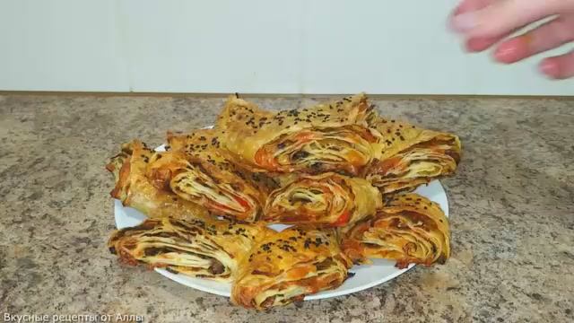 Закуска из лаваша на праздничный стол.