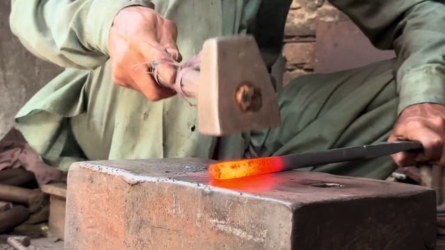 Переработка старых листовых рессор в ножницы для резки металла