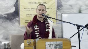 БГ 1.1 Бийск Ачьюта дас