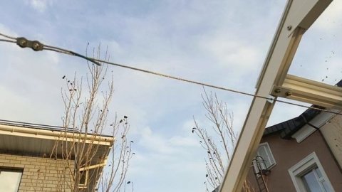 Теплица со стеклом БОТАНИК Стандарт 2,8х5,65м белая с заниженными дверями-купе